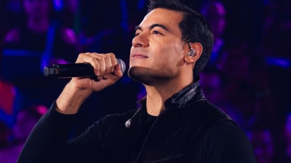 Carlos Rivera en la Plaza de Toros concierto HOY 8 de mayo