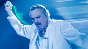 Miguel Bosé en concierto HOY 15 de mayo