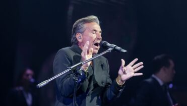 A qué hora termina el concierto de Ricardo Montaner hoy 5 de mayo en el Auditorio Nacional