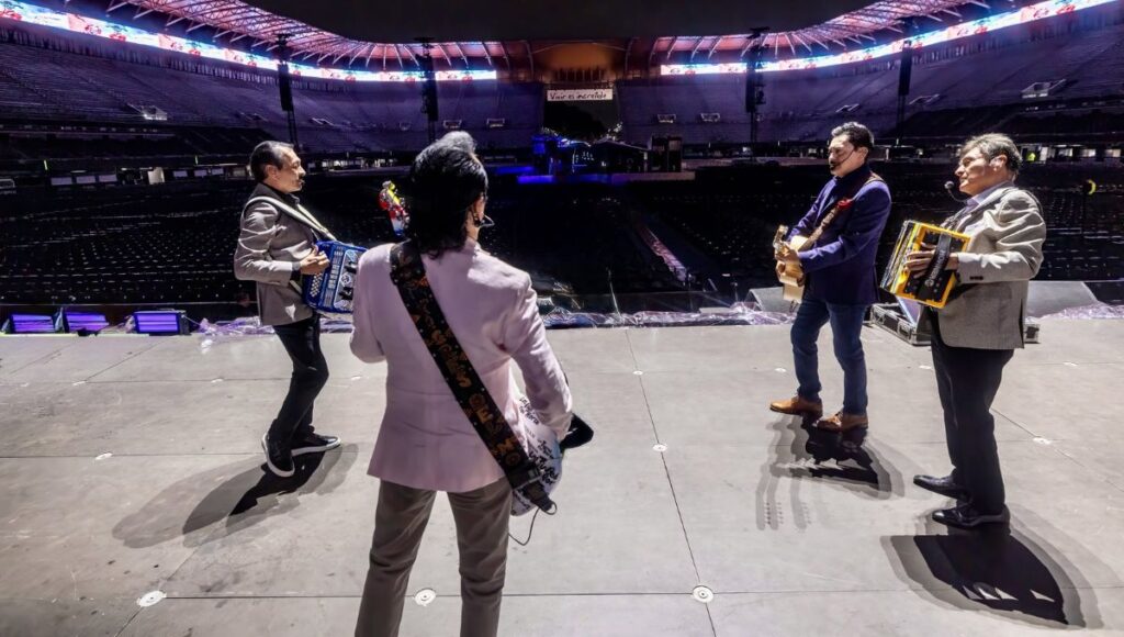 horarios setlist y precio del estacionamiento de los tigres del norte en el estadio gnp seguros