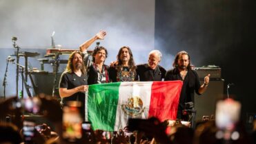 Letra de Aquí no es así, la canción de Caifanes