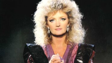 Letra de Total Eclipse of the Heart, de Boonie Tyler