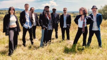 Funky Munchies presenta la canción Dame To